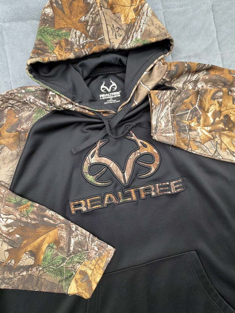 Realtree By Buckhorn River Hoodie Size XXL Black Camo